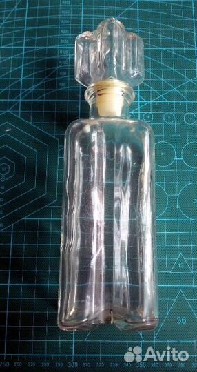 Флакон от одеколона спартакус