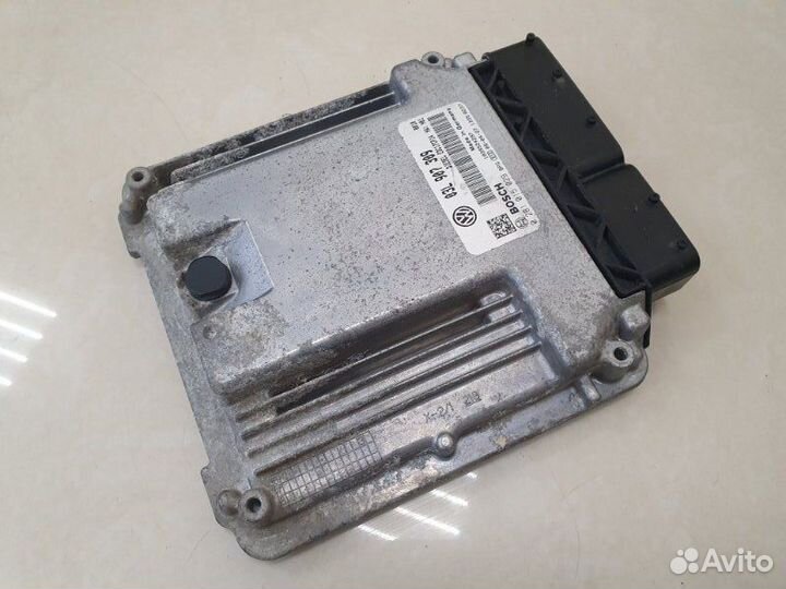 Блок управления двигателем Volkswagen Passat B6