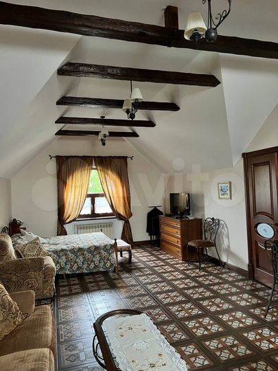 Коттедж 577,7 м² на участке 15 сот.