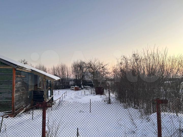 Дача 20 м² на участке 6 сот.