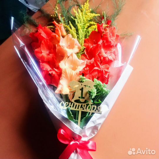 Гладиолусы на 1 сентября