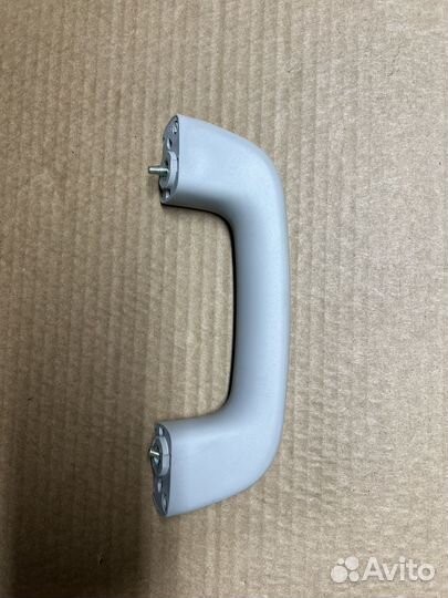 Ручки передних стойки потолка Toyota Hilux 8