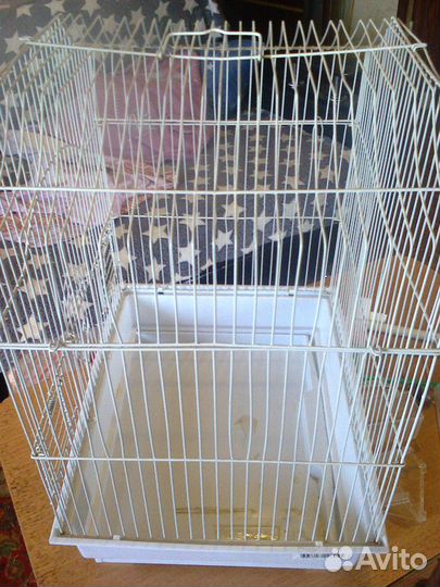 Клетка для птиц с комплектующими