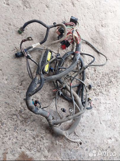 Коса моторная проводка renault logan 1.4