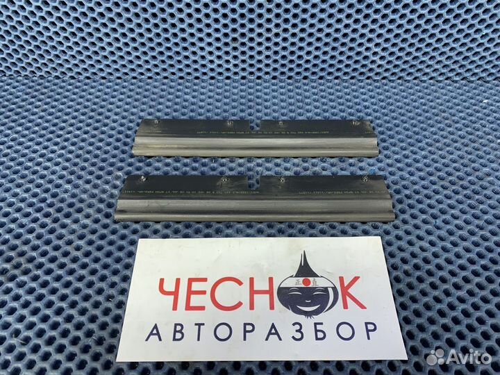 Уплотнитель резинка капота Audi Q7 4L 2005-2015