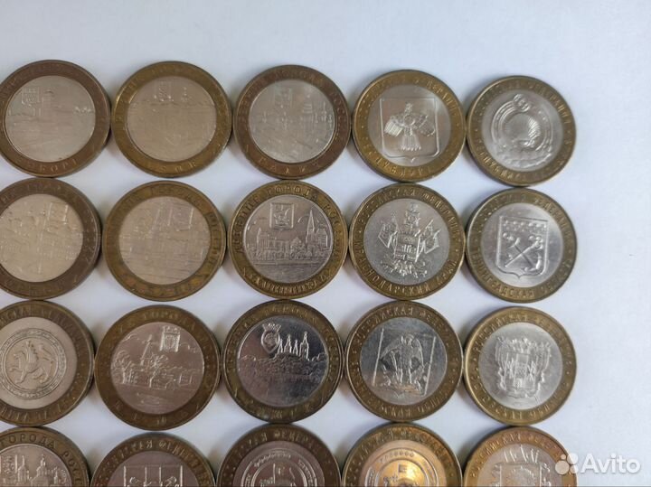 Юбилейные 10 рублей 80шт + альбом