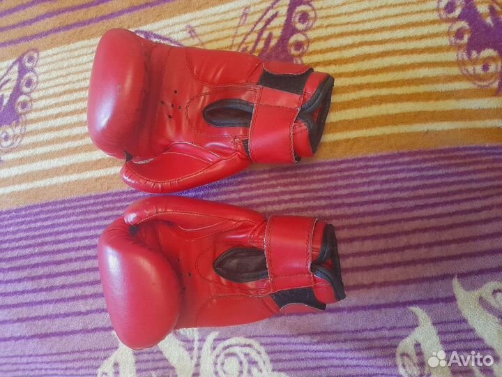 Боксерские перчатки green hill 6 oz