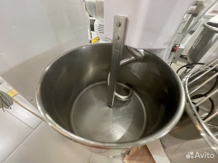 Тестомес спиральный 65л