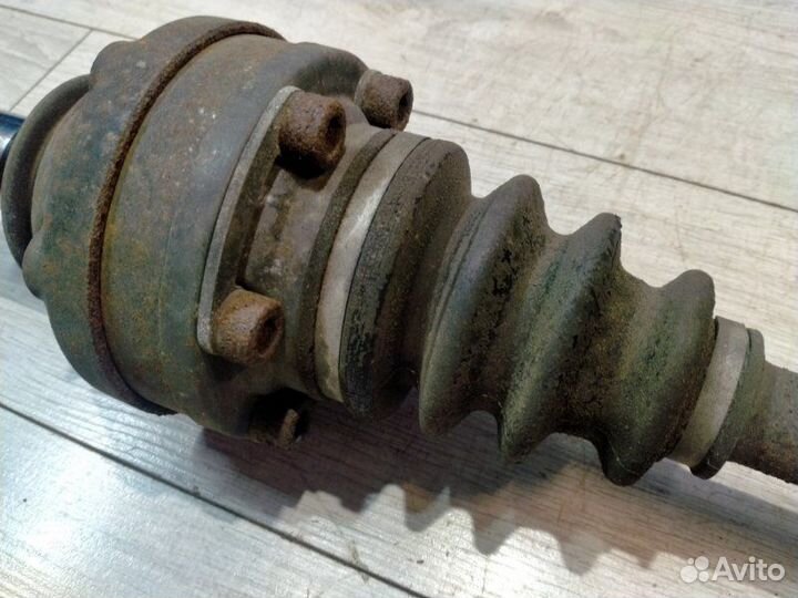 Привод задний правый Toyota Mark Ii JZX100 1jzge