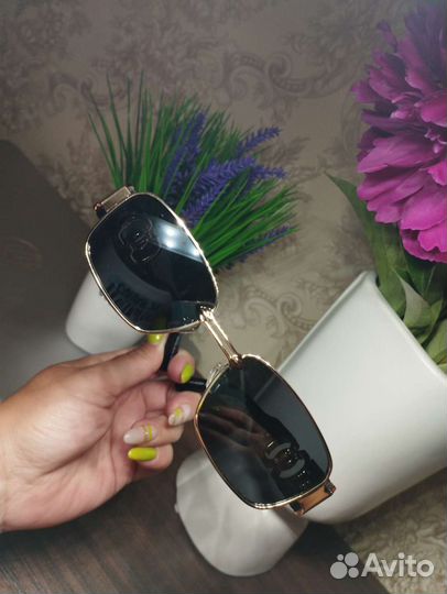 Солнцезащитные очки