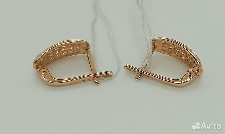 Золотые серьги