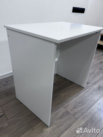 Письменный стол IKEA marren