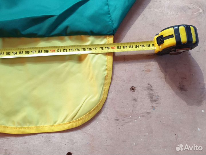 Скатерть стола торговой палатки