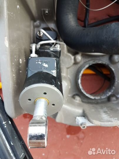 21840806 Гидро.Подъем.Колонки,Volvo Penta 22121309