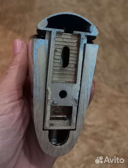 Крепления для стеклянной полки