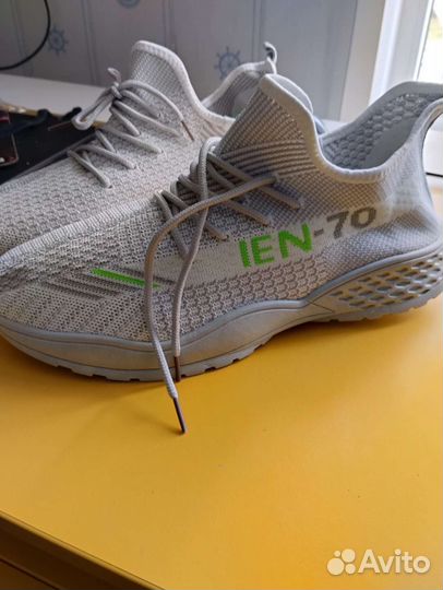 Кроссовки мужские летние 45 размер