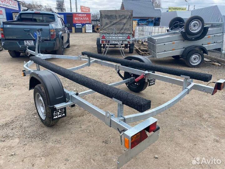 Прицеп легковой лодочный