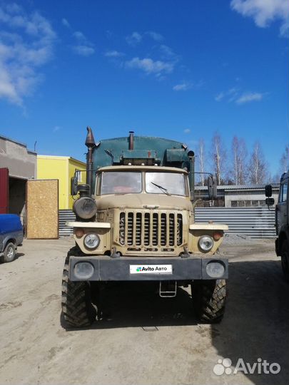 Урал 5557 с КМУ, 2001