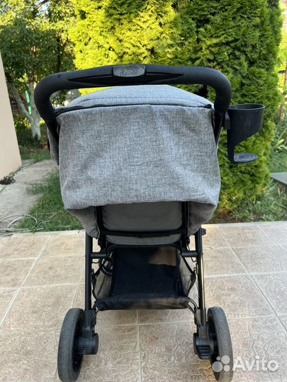 Прогулочная коляска britax romer