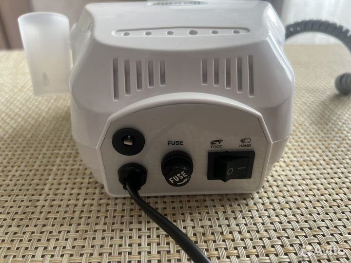 Аппарат для маникюра и педикюра