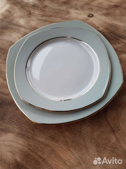 Квадратные тарелки