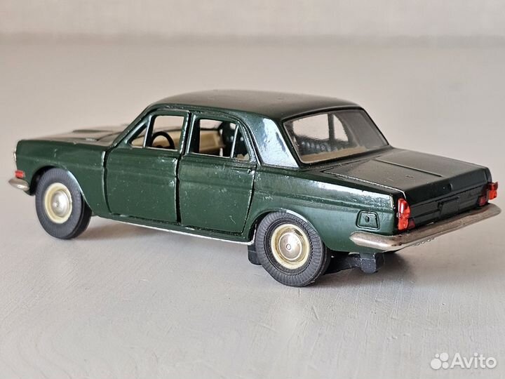 Модель автомобиля газ 24 СССР