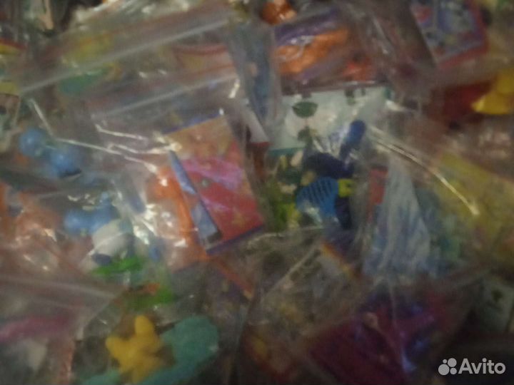 Киндер игрушки