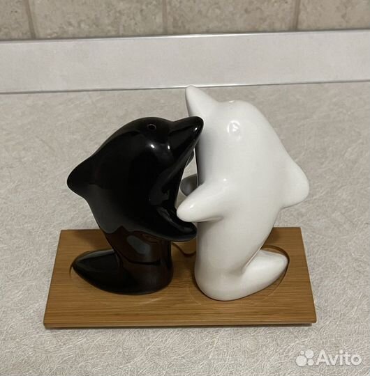 Солонка и перечница