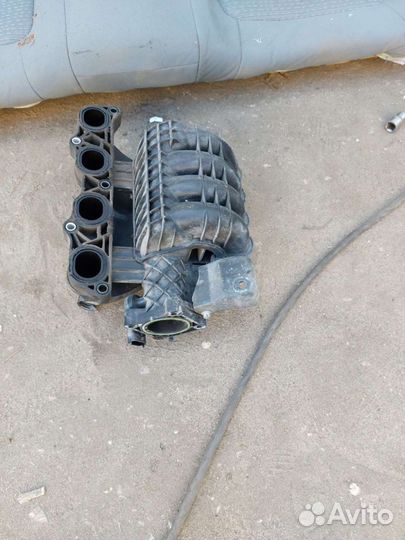 Коллектор впускной. Mitsubishi Colt Z30