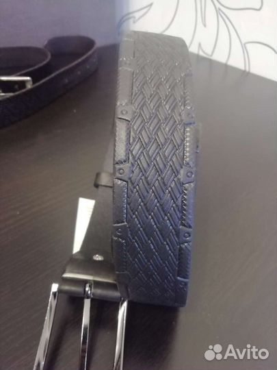 Мужской кожаный ремень