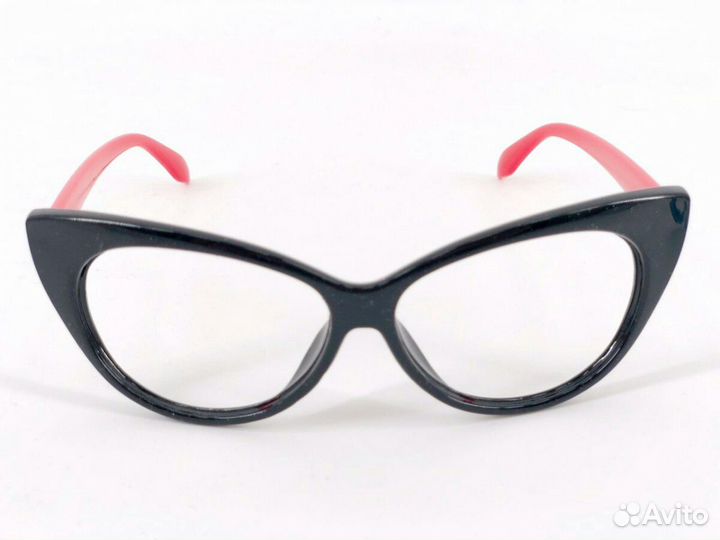 Оправа в стиле 