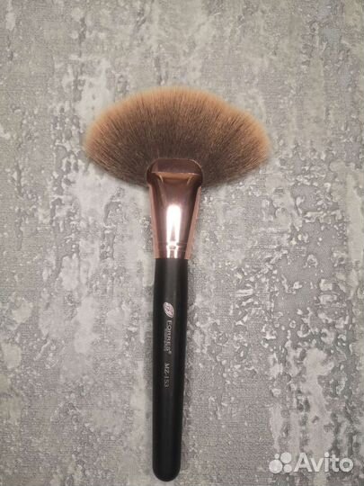 Кисти для макияжа. Новые. Остатки после закрытия