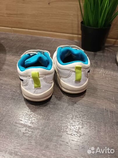 Кроссовки nike детские