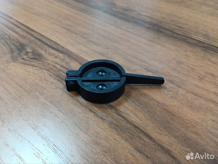 Опечатывающее устройство пластиковое чашка флажок