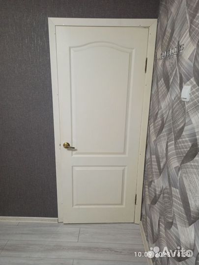 Дверь межкомнатная 800 с коробкой бу