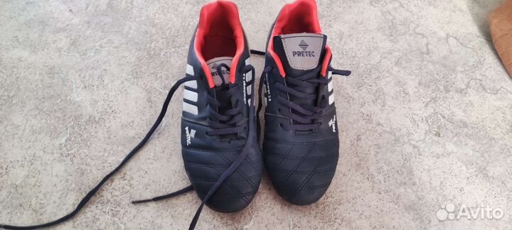 Футбольные бутсы