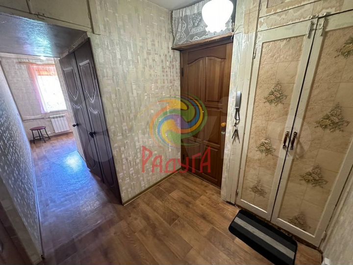 3-к. квартира, 50 м², 5/5 эт.