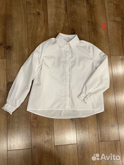 Одежда на девочку р-р 146-152 см