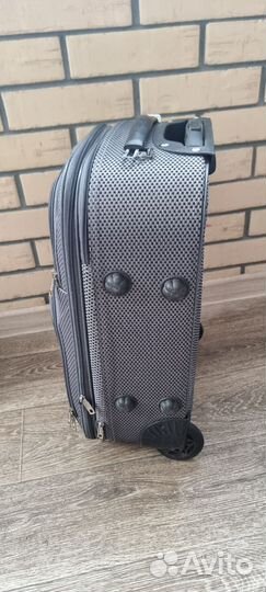 Чемодан на колесах бу