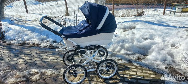 Детская коляска Voyage