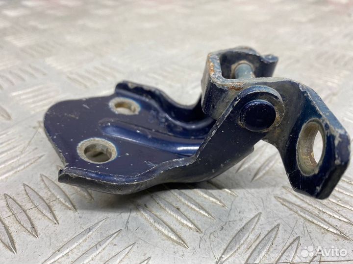 Б/У петля двери задний правый Hyundai Elantra XD