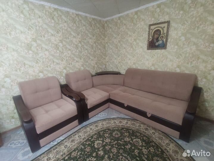 Диван и кресло