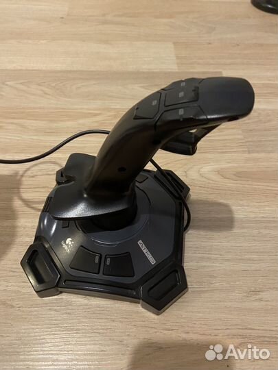 Джойстик Logitech Attack 3