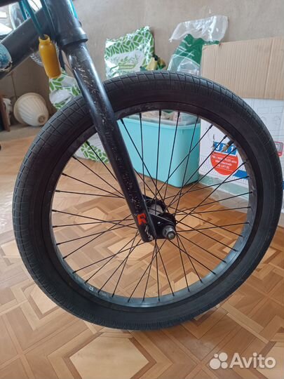 Трюковой велосипед BMX