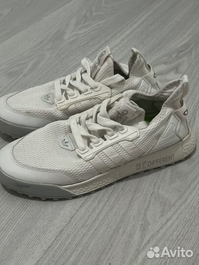 Кроссовки мужские 43