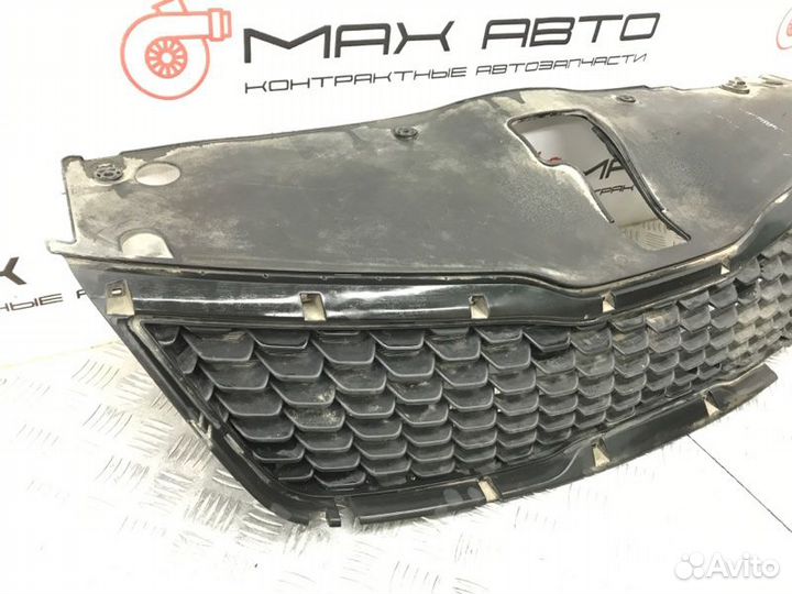 Б/У решетка радиатора передний Kia Rio 3 UB D4FC