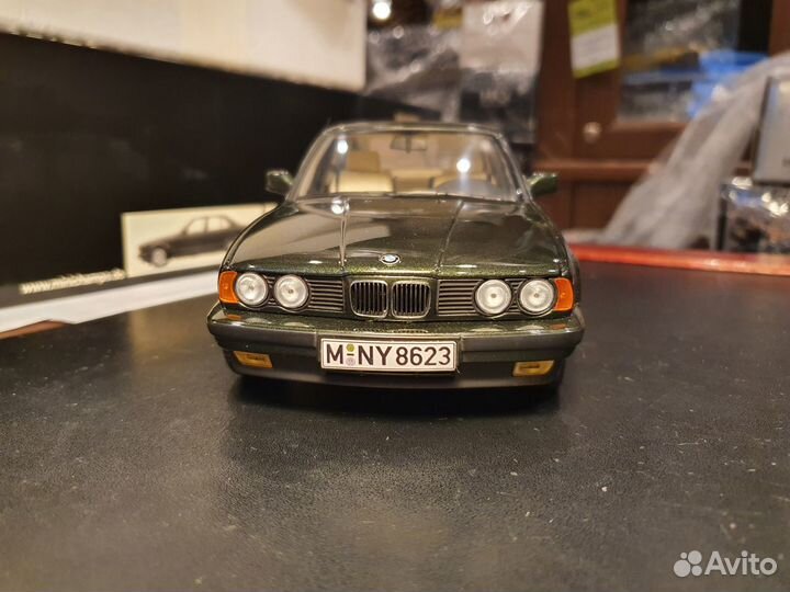 1:18 Minichamps BMW 535i E34 Green Старый выпуск