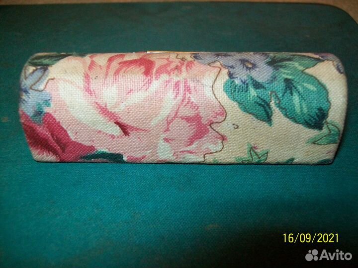 Футляр для помады. Япония