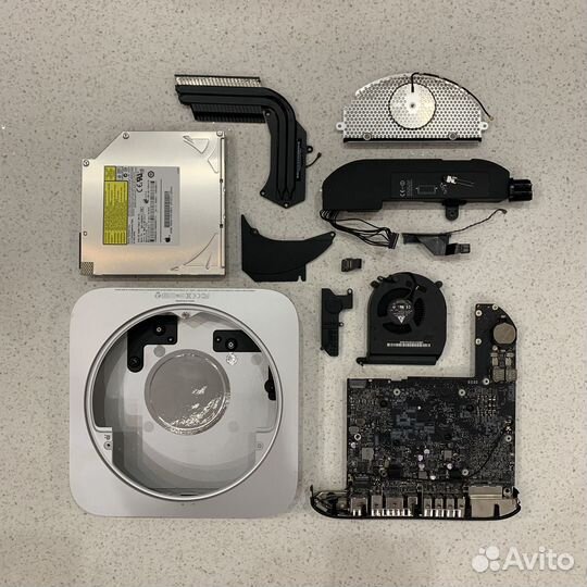 Запчасти разбор Mac Mini 2010 Core 2 Duo 2,66 MHz