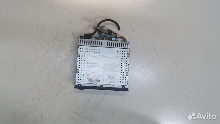 Магнитола Mitsubishi Grandis, 2005